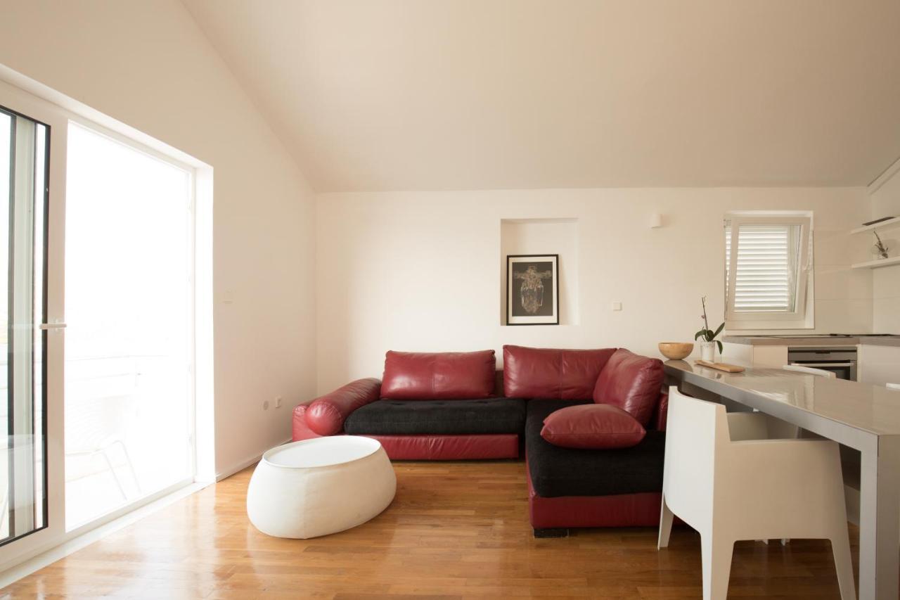 Vila Visnjic Grebastica Bagian luar foto